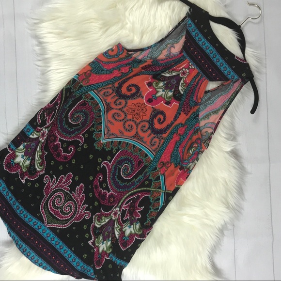 Francesca’s Summer Paisley Racer Back Button Down - Picture 7 of 7